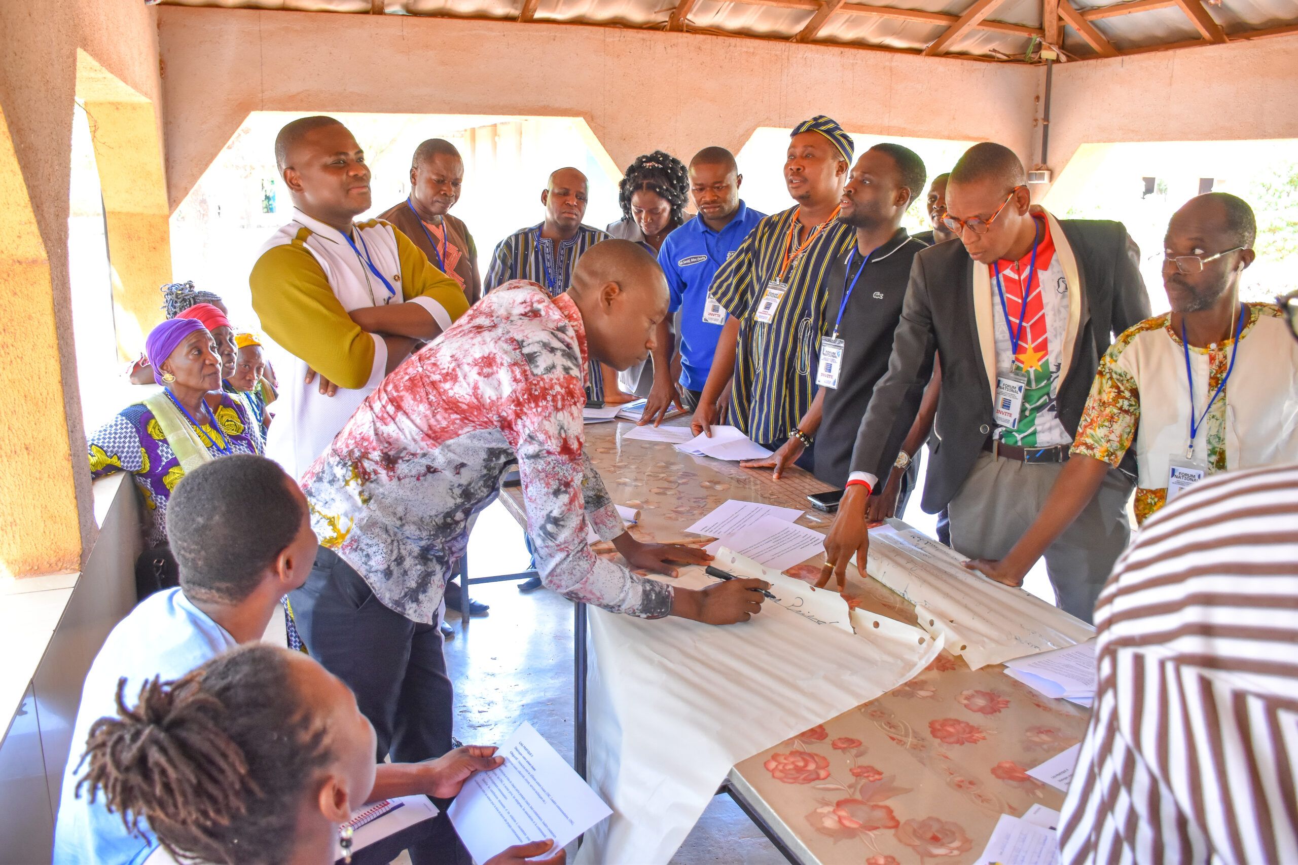 From collaboration to transformation: The role of Communities of Practice in shifting power locally