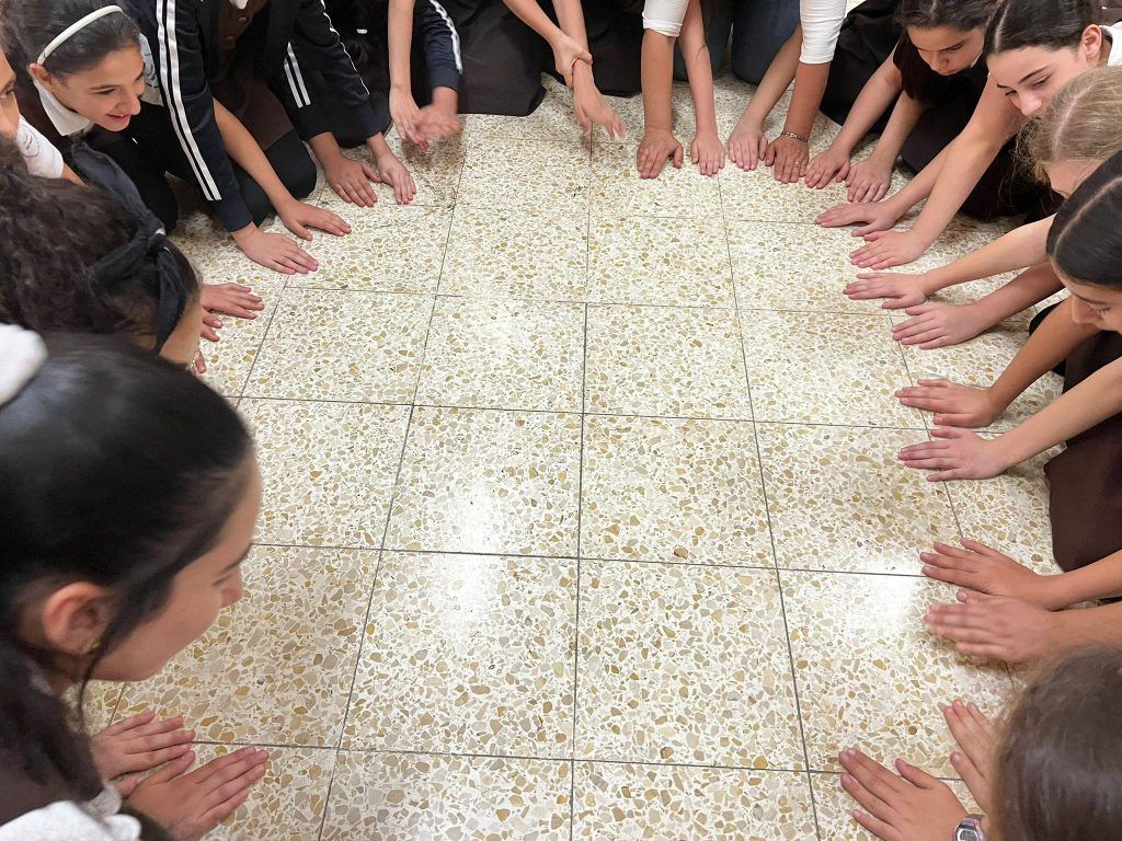 The grapevine that grew in adversity